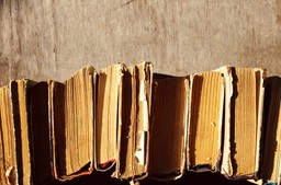 Co i jak można przekazać do IPN? Rusza projekt "Archiwum Pełne Pamięci"