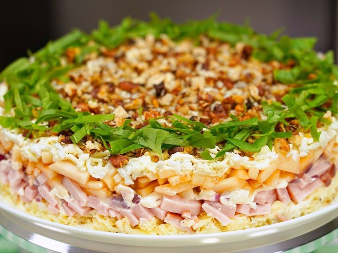 Kremastija od ruske, ukusnija od mimoze: Olimp salata je najbolje slavnsko predjelo