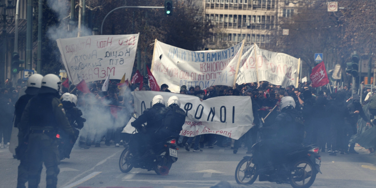 Protesty w Atenach.