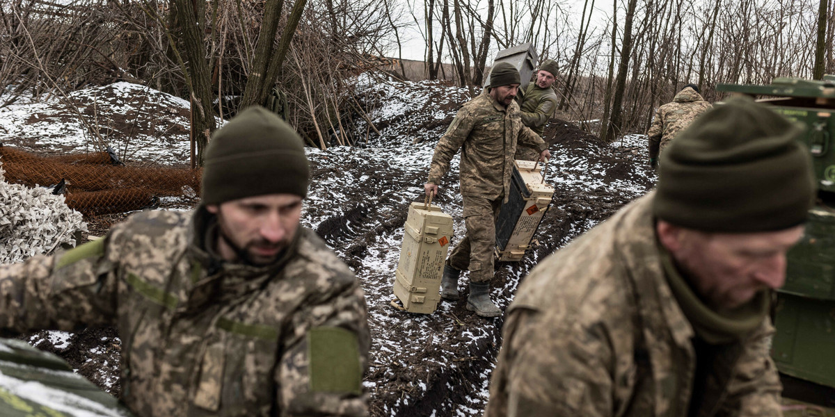Niektórzy Ukraińcy robiąwiele, by żołnierzami nie zostać