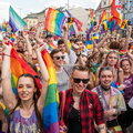 Tyle traci polska gospodarka na dyskryminacji osób LGBT+. Liczby mówią same za siebie