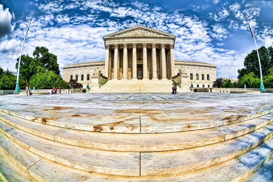 Nije izvesno šta će Vrhovni sud da odluči i da li će se uopšte uključiti u spor