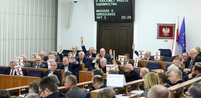 Senat przyjął obie ustawy o sądach