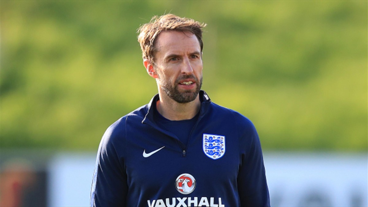 Gareth Southgate już w środę może zostać na stałe menedżerem reprezentacji Anglii - poinformowała telewizja Sky Sports. 46-letni szkoleniowiec był na razie tymczasowym następcą Sama Allardyce'a, który opuścił stanowisko po korupcyjnym skandalu.