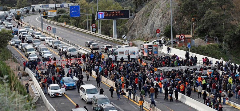 Zamieszki w Katalonii. Separatyści zablokowali autostradę na granicy z Francją