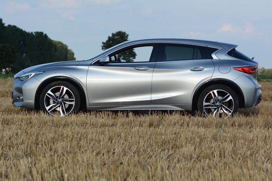 Infiniti Q30 2.0t - elegant w przebraniu