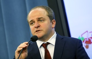 Referendum w Warszawie: Kowal chce interweniować w sprawie nawoływań Tuska i Komorowskiego