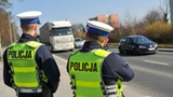 Od dziś ważne zmiany dla kierowców. Nie trzeba będzie wyprzedzać
