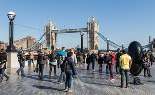 Kryzys kosztów utrzymania. Liczba Brytyjczyków żyjących w nędzy może wzrosnąć do 1 mln