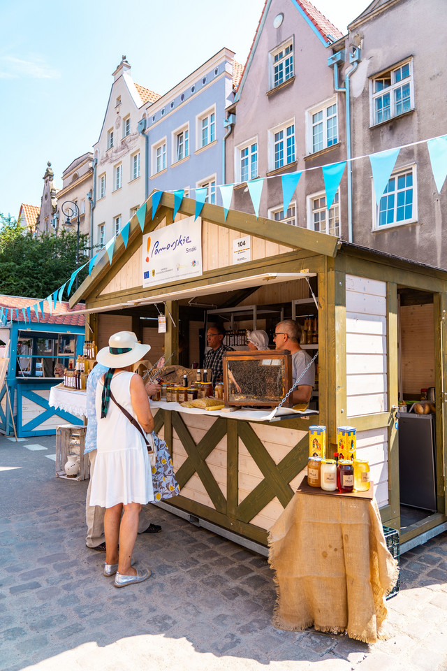 Regionalne produkty prosto z Pomorza były dostępne na Uliczce Pomorskiej. Oleje, miody, ale również kultura – to wszystko promowało region na Jarmarku.