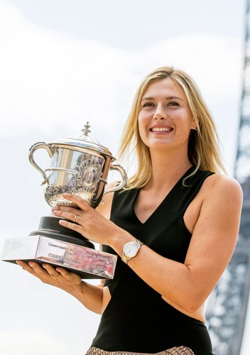 Maria Szarapowa prawie w pełnej krasie