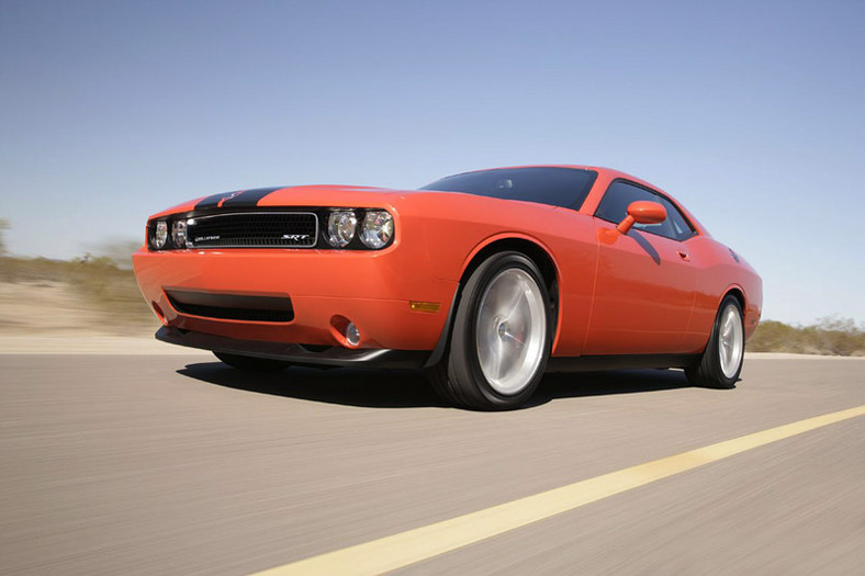 Chicago 2008: Dodge Challenger SRT8 w akcji (video)