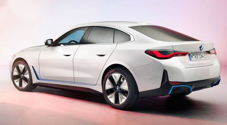 BMW i4