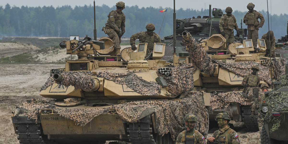 Czołgi Abrams armii amerykańskiej podczas ćwiczeń w Polsce. 6 maja 2023 r.