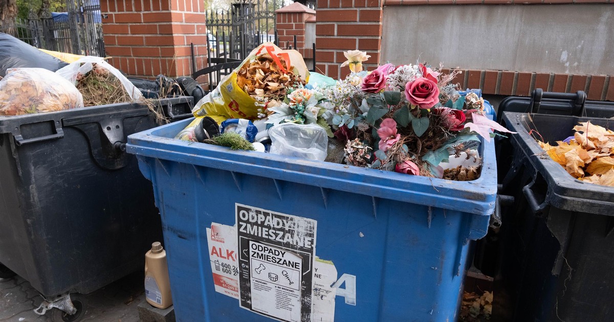 Wyrzuciłeś lakier do kosza? Uważaj na grzywnę! Mandat i dodatkowa kara czekają