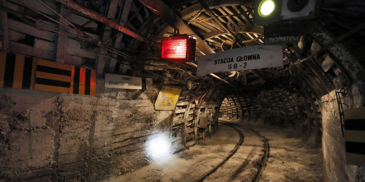 Silny wstrząs w kopalni Bielszowice w Rudzie Śląskiej. Dwóch górników zaginionych. 