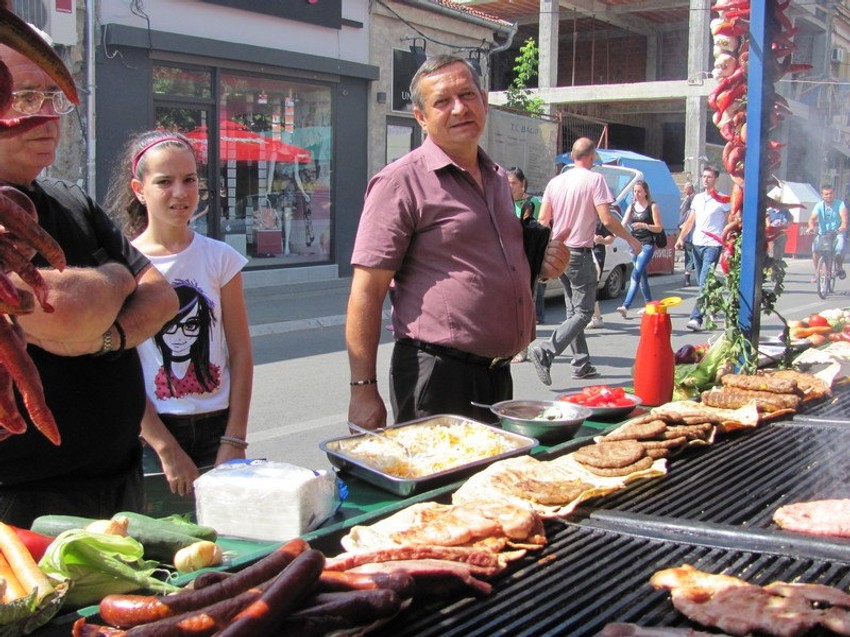 Očekuje se i rekord u pravljenju najveće pljeskavice na svetu