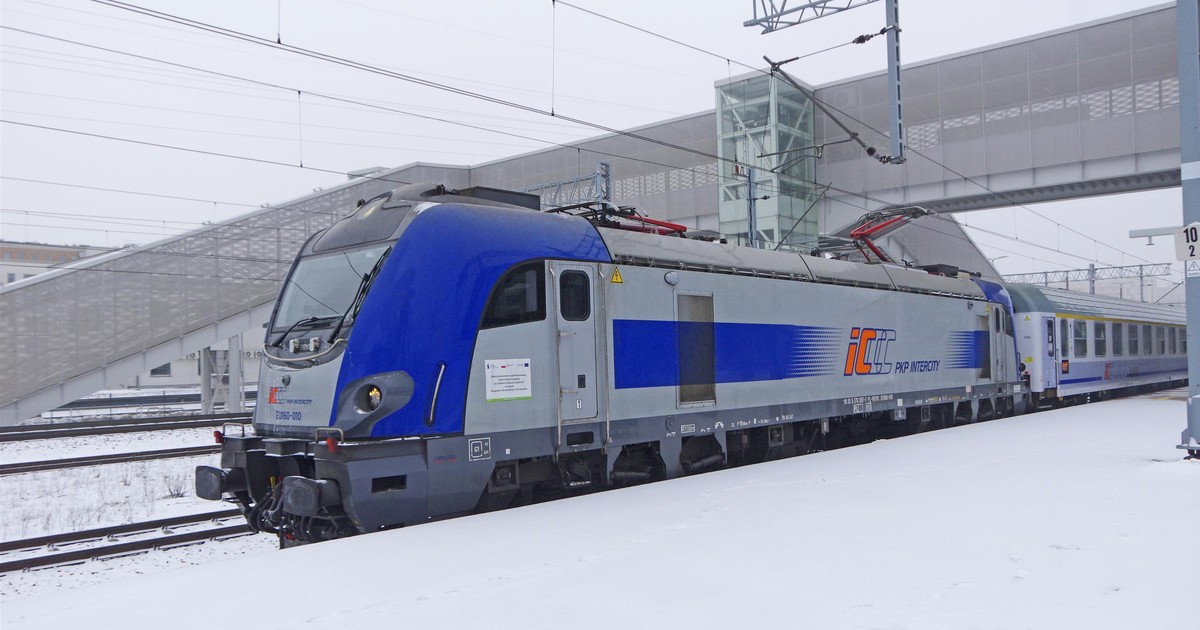 Plaga opóźnień na torach. Pasażerowie muszą uzbroić się w cierpliwość