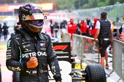 Hamilton wygrał GP Styrii. Katastrofa Ferrari, Vettel i Leclerc zderzyli się na I okrążeniu