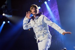 Justin Bieber chce motor pod choinką