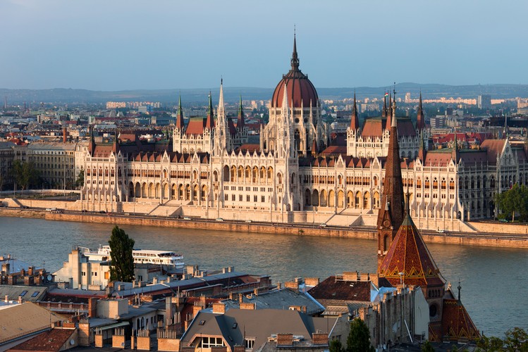 4. Budapeszt
<br><br>
Średnia cena noclegu: 54 dol./noc