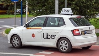 Lex Uber już od niedzieli. Co się zmieni w przewozach 'na aplikację'?