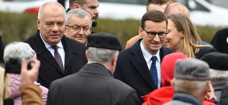 Premier: Dwukrotnie zwiększamy budżet Kolei Plus. Sasin: To historyczny dzień