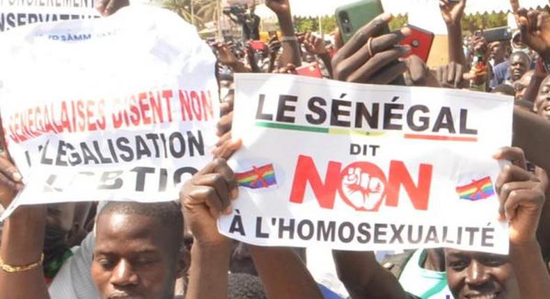 Manifestation-contre-l 'homosexualité-au-Sénégal à la place de la nation
