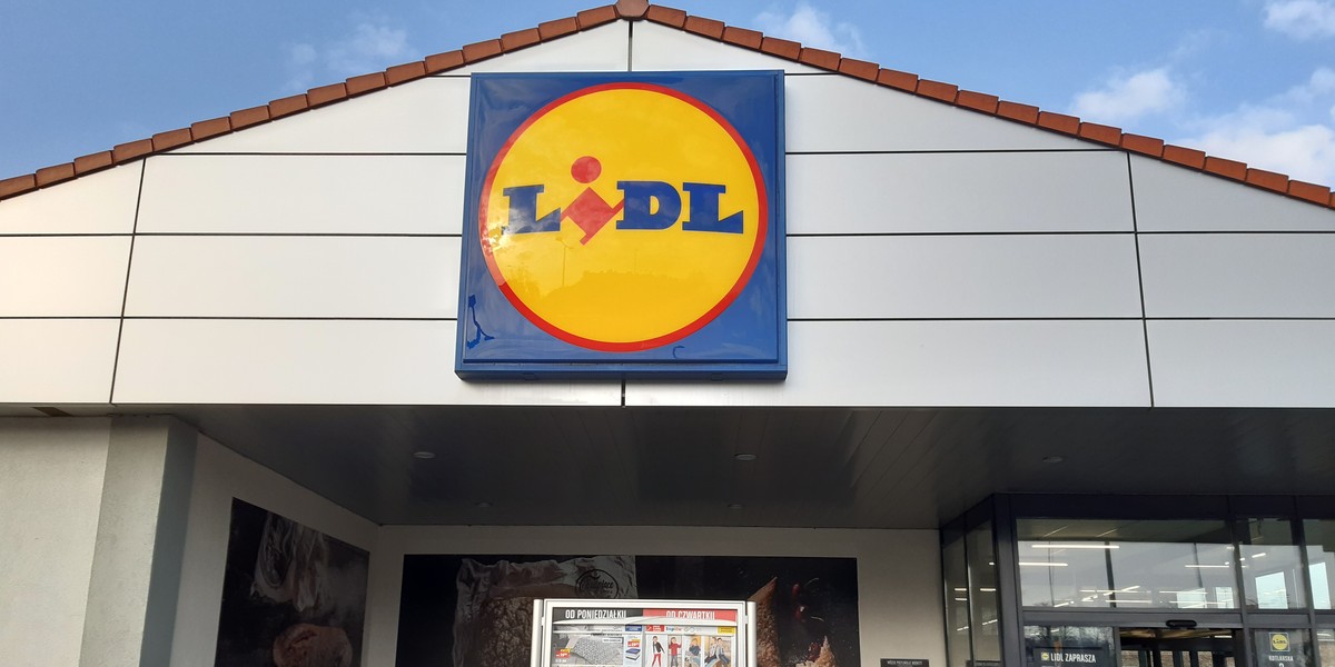 Lidl to druga co do wielkości sieć dyskontów w Polsce.