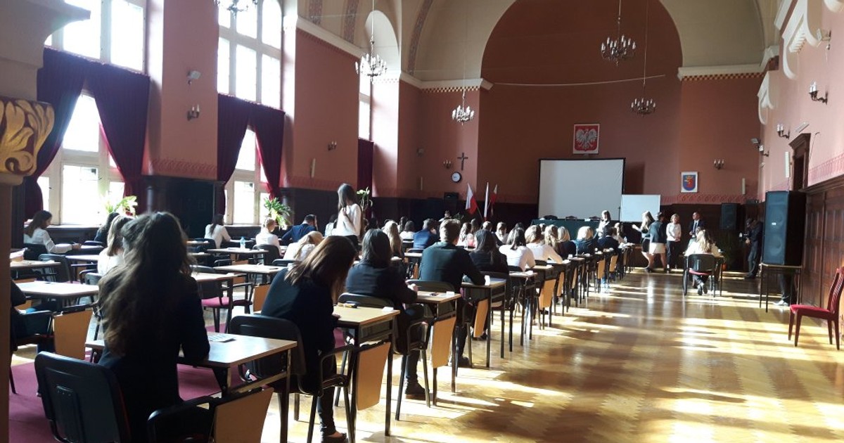 Matura 2017: język polski poziom rozszerzony [arkusze CKE i odpowiedzi
