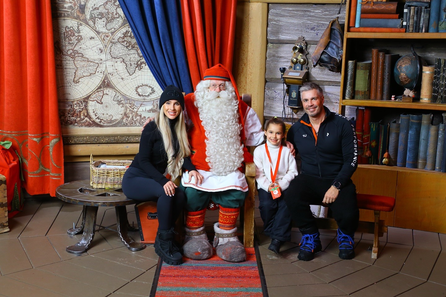 Influencerka Lucia Mokráňová počas dovolenky s rodinou v Laponsku.