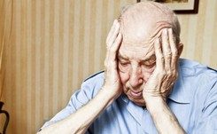 Plaga oszustw 'na policjanta' i 'na wnuczka'. Emeryci stracili w tym roku ogromne pieniądze