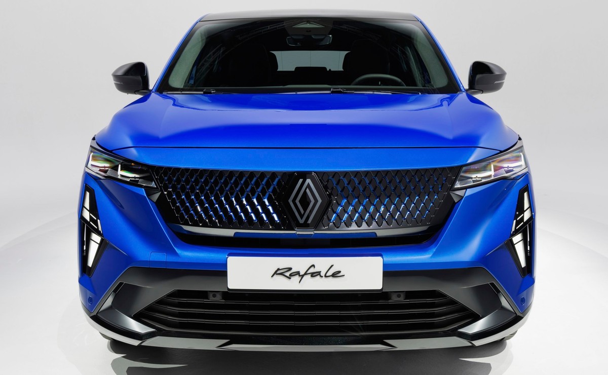 Renault Rafale to nowy SUV coupe! Nazwa wzięła się z nieba. Dosłownie