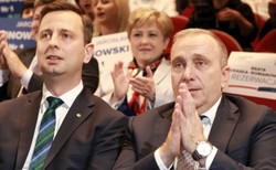 Schetyna na premiera, Kosiniak-Kamysz na prezydenta. Oto SCENARIUSZ opozycji na jesienne wybory