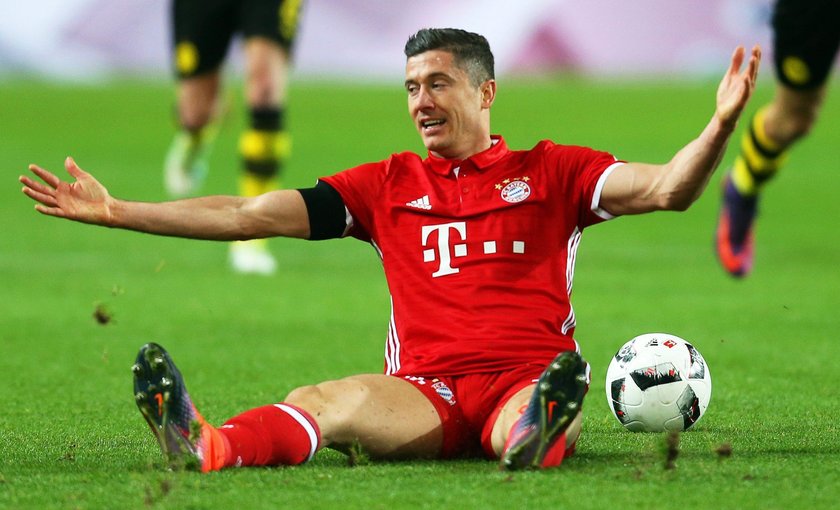 Carlo Ancelotti narzeka na kontuzje. Trener Lewandowskiego ma problemy