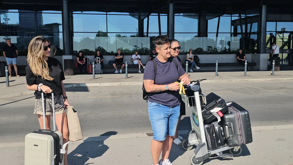 Marija, Verica i Jovana Pajić stigle iz Crne Gore