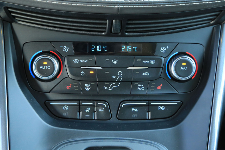 Ford Kuga Vignale 2.0 TDCi AWD - kusi klientów klasy premium