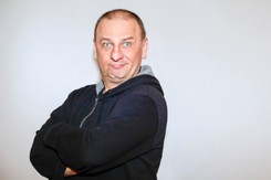 Grzegorz Halama pochwalił się nową, młodszą partnerką: Miłość - najlepszy lek na koronowirusa!