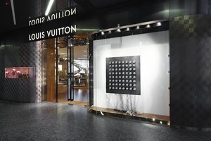 Salon Louis Vuitton w Warszawie otwarty. A co w środku?