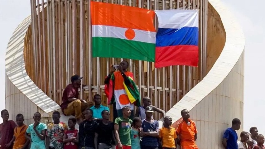 Posle puča, demonstranti u Nigeru su izrazili podršku Rusiji. | Foto: Issifou Djibo/EPA-EFE/REX/Shutterstock