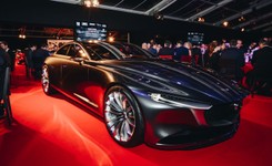 Mazda wprowadzi trzy NOWE samochody elektryczne i 10 hybryd