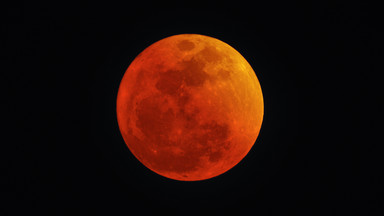 Krwawy Księżyc - zaćmienia zwiastują koniec świata?