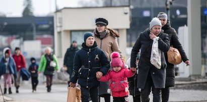 Uchodźcy korzystają z pomocy państwa. Miliard na 500 plus dla dzieci z Ukrainy