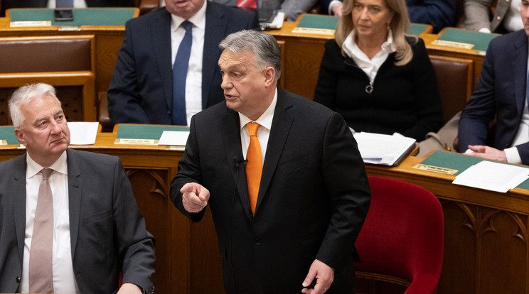 Az Orbán Viktor miniszterelnök által is aláírt módosítás március 6-ától érvényes / Fotó: Zsolnai Péter