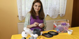 Pani Natasza uciekła przed wojną w Ukrainie. Tam była "project managerem", teraz robi maskotki dla polskich dzieci 