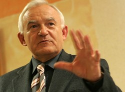 Miller: Cimoszewicz może przegrać