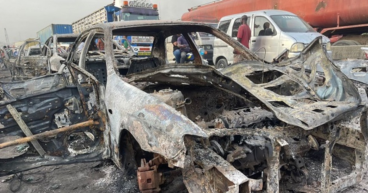 4 dead, 70 vehicles burnt in fuel tanker explosion in Rivers - Vimarsana News