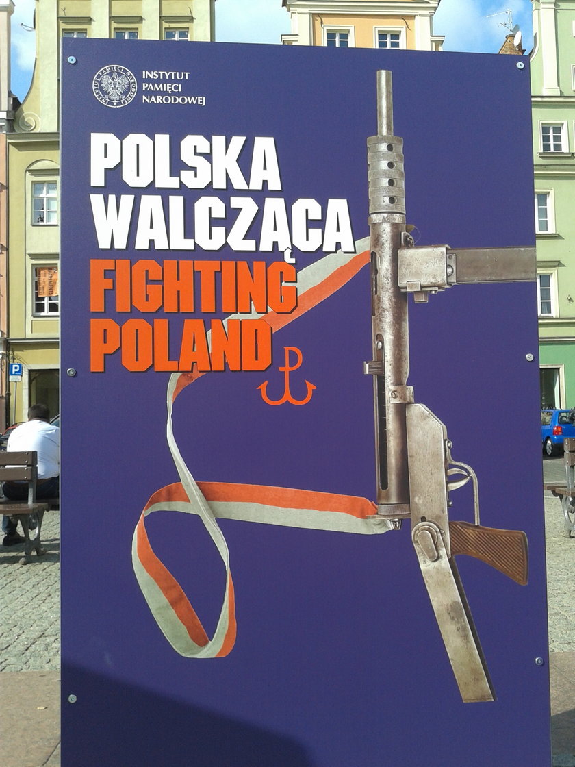 Wystawa „Polska Walcząca. Fighting Poland” na pl.Solnym we Wrocławiu