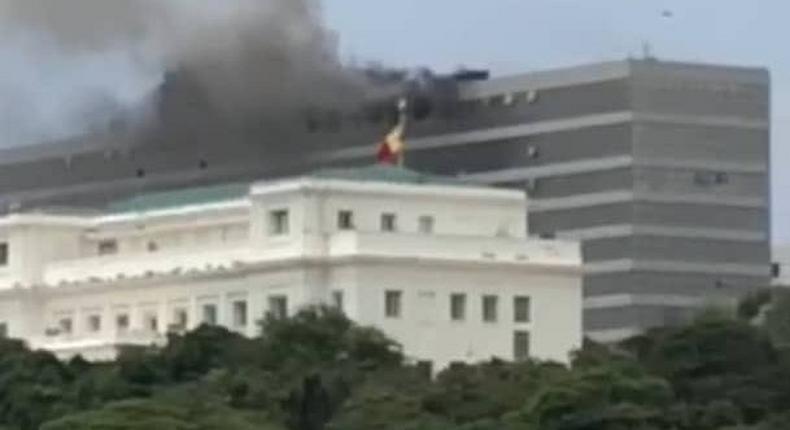 Incendie au Building administratif  