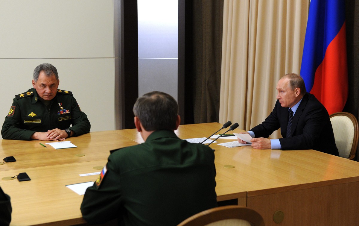 Putin przyznaje: Interwencja w Syrii ujawniła pewne problemy w siłach zbrojnych
